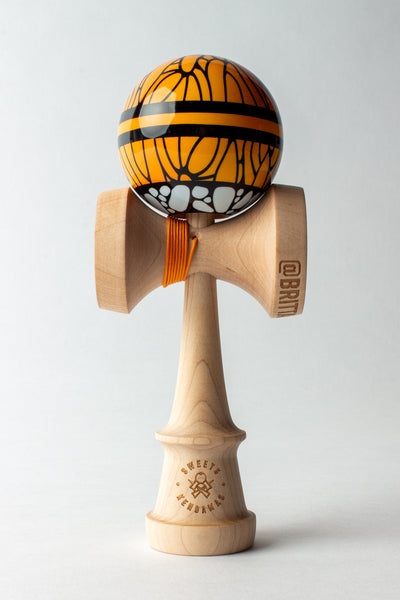 Sweets Lab V31 - Monarch Butterfly BOOST Kendama